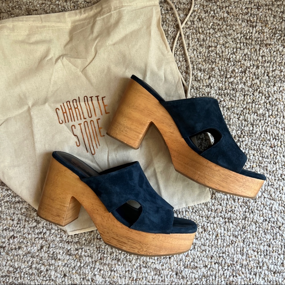 Charlotte Stone Nina Clogs in Midnight Blue like new Size 9